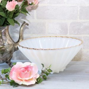 Anchor White Golden Shell large milk glass bowl