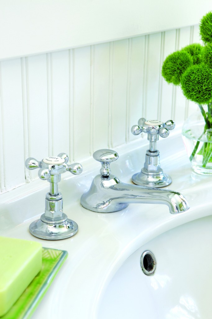 Porcelain sink hardware Porcelain sink hardware