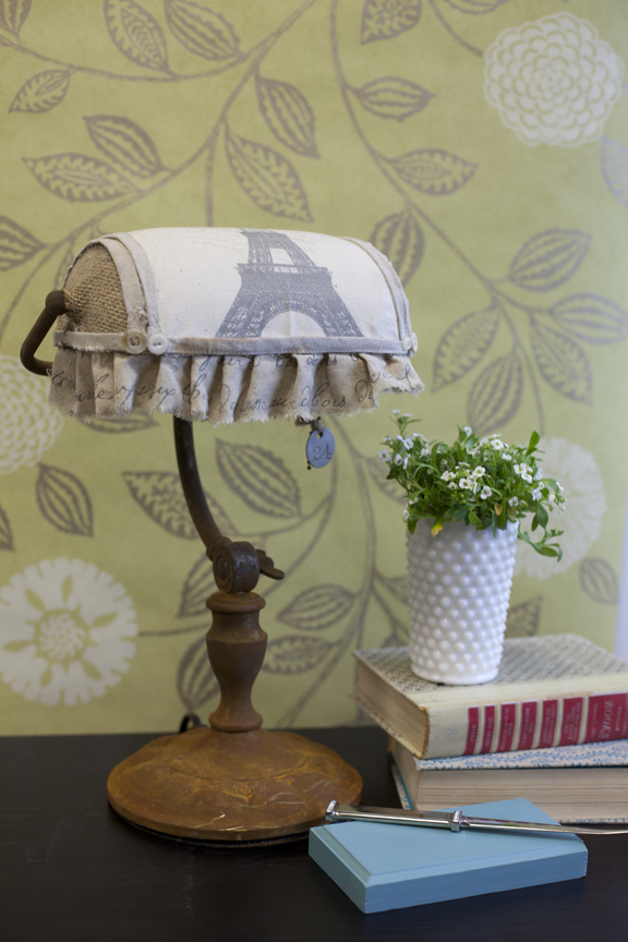 Cottage Style Desk Lamp