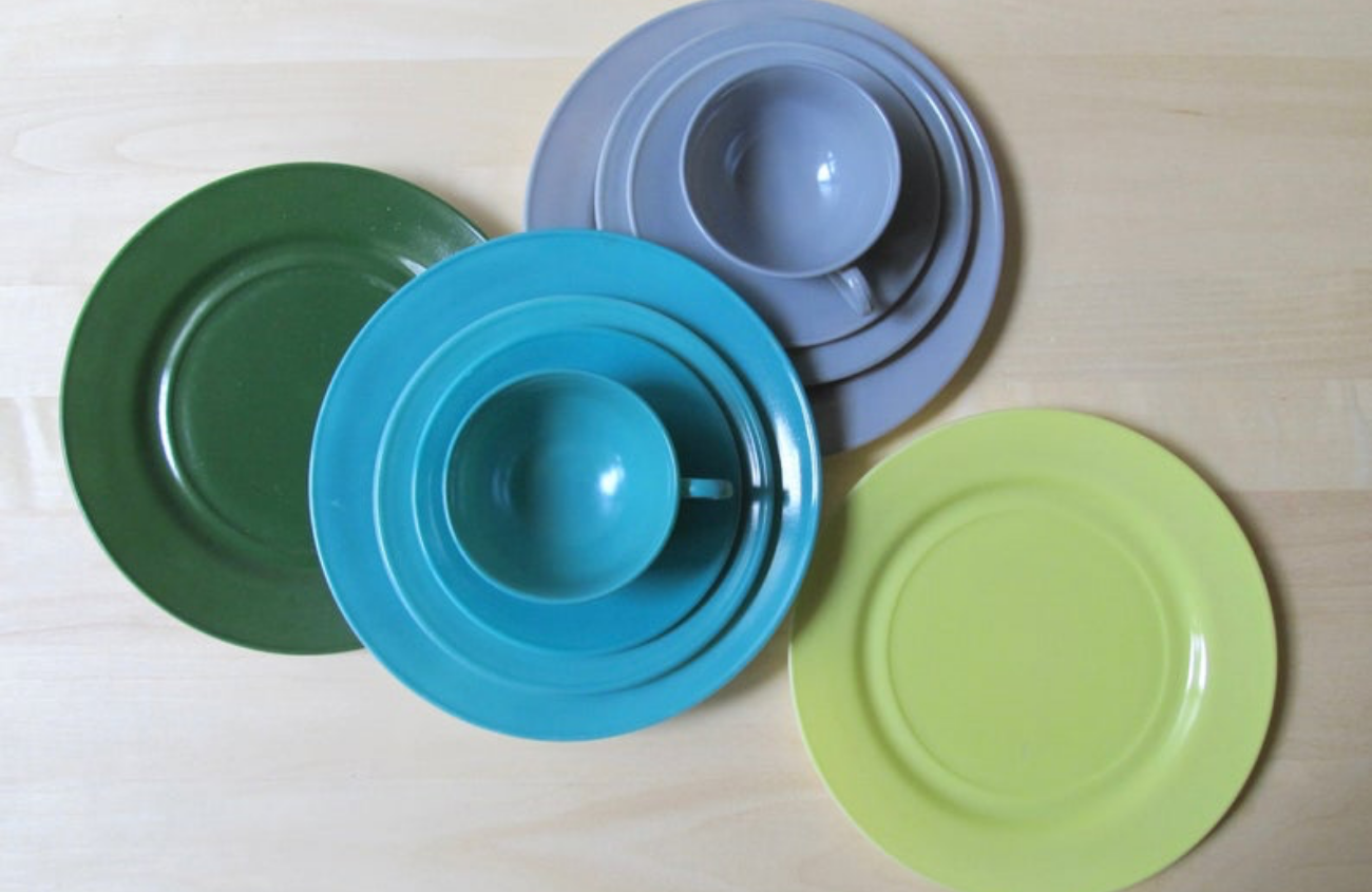 hazel atlas ovide plates, cups and saucers in aqua, grey, lime green and hunter green platonite