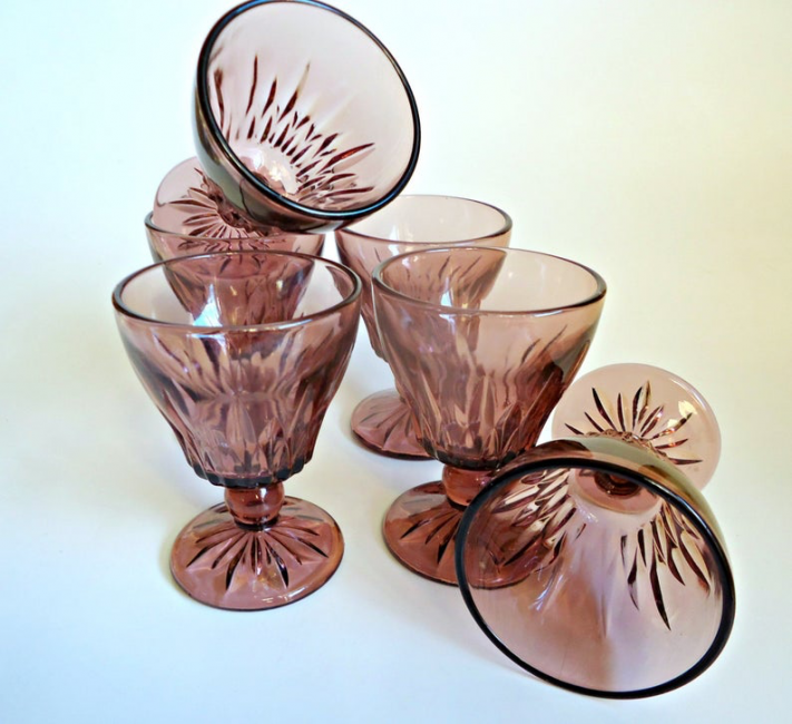 How to Start Collecting Hazel Atlas Glassware Cottage styl