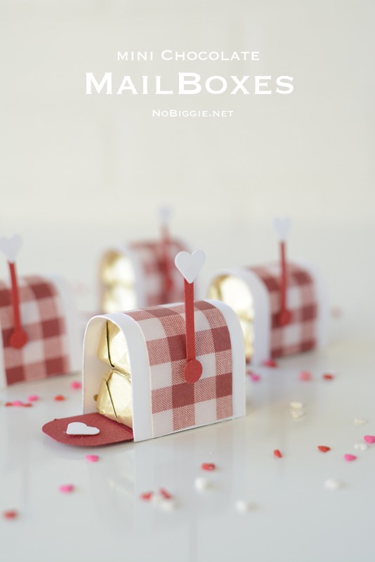 DIY candy mailboxes valentines