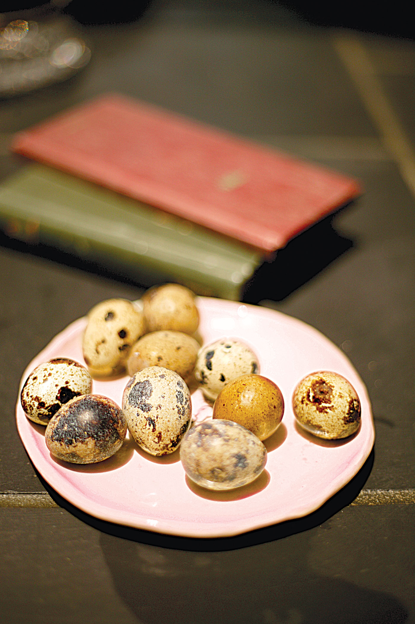 quail eggs display