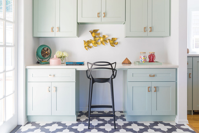 Sitting area in bright LA Kitchen