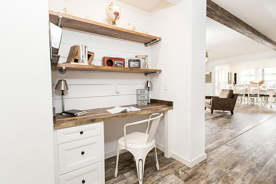 prefab farmhouse-style home office. 