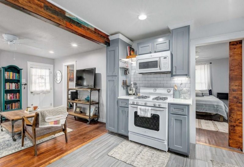 tiny kitchen in austin cottage