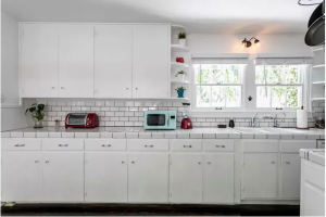 retro cottage kitchen