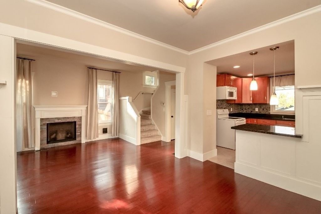 cottage living room floorplan