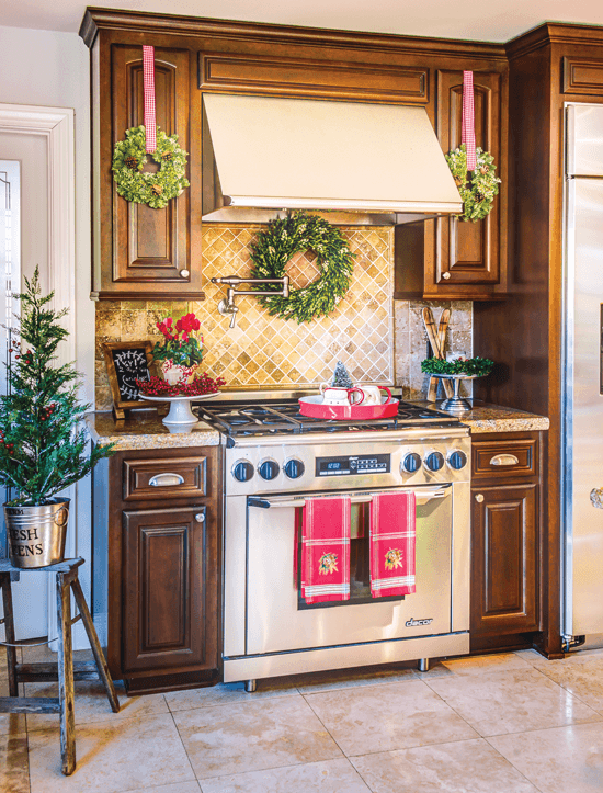 cottage christmas kitchen