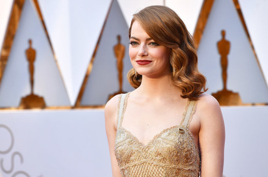 Emma Stone on the Academy Awards red carpet.