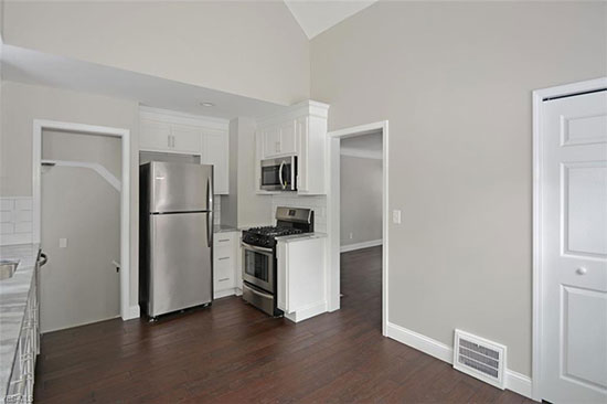 newly remodeled kitchen in grey