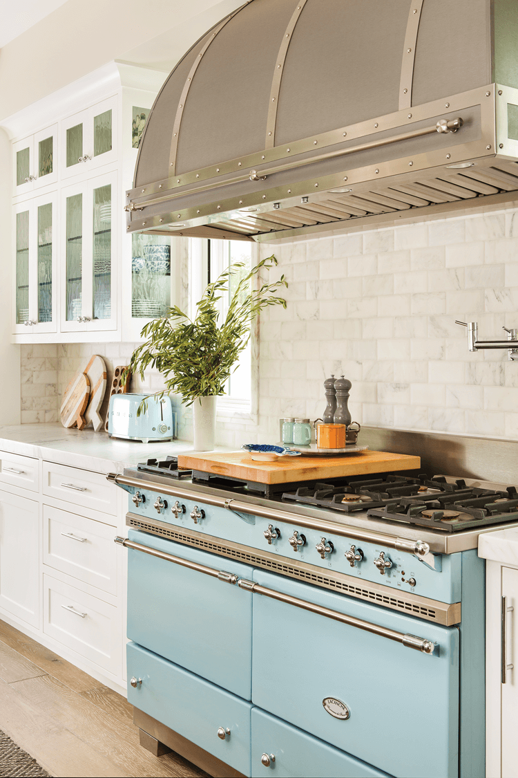 Modern Farmhouse Kitchen stove Delft Blue Lacanche Art Culinaire Sully range