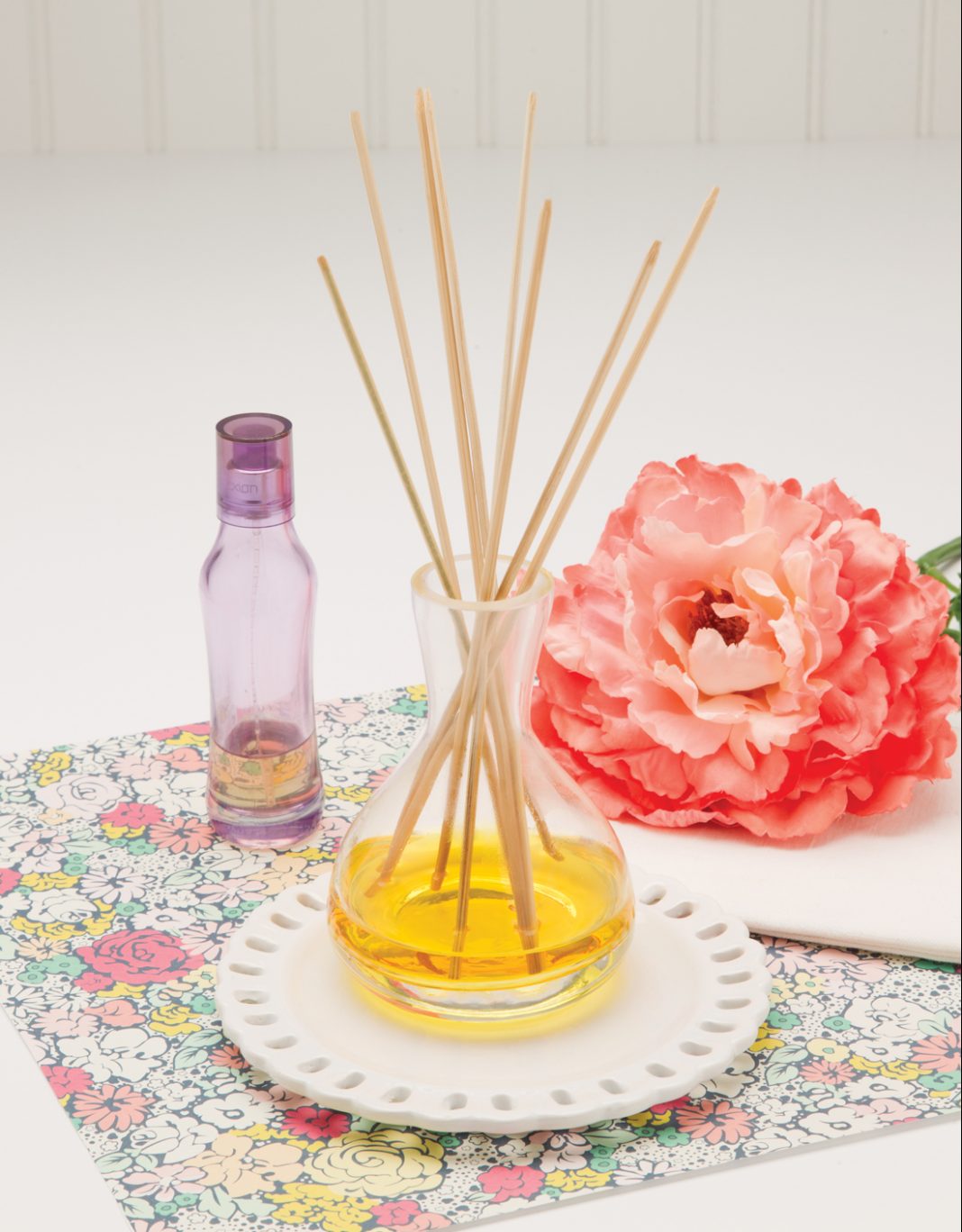 Homemade Aromatherapy Spray Cottage style decorating, reno