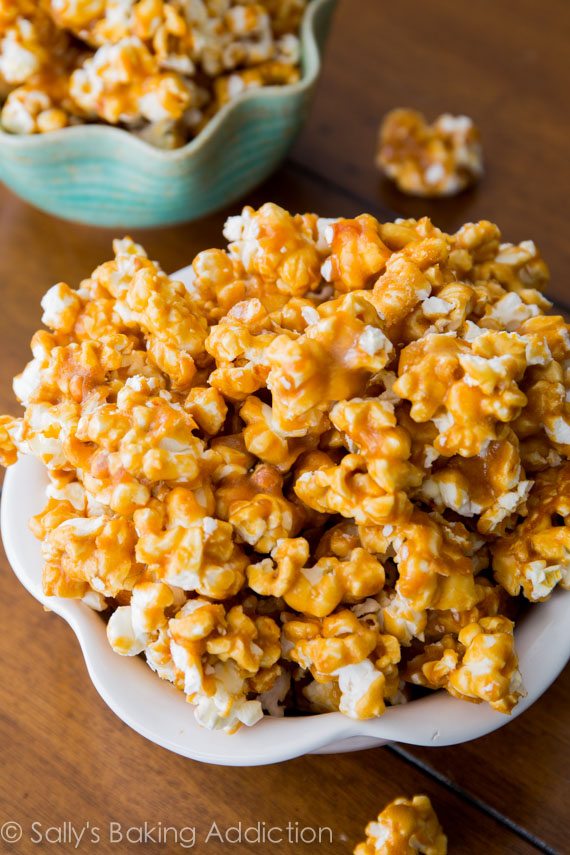 golden caramel coats popped corn 