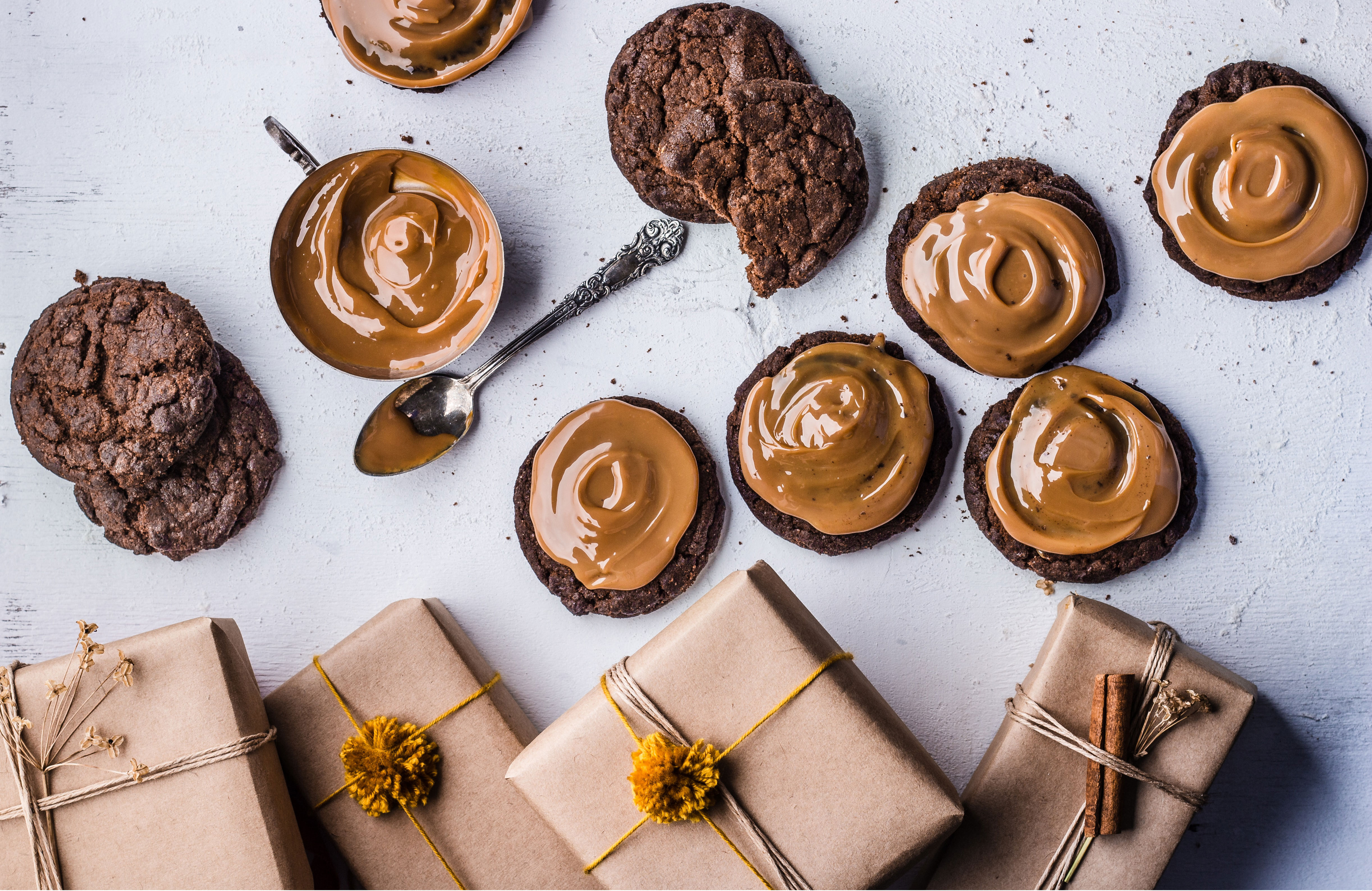 caramel-chocolate-cookies with brown paper packages
