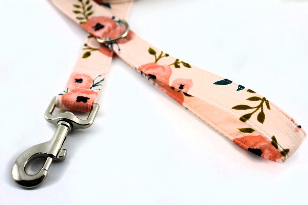 pink flower pet leash