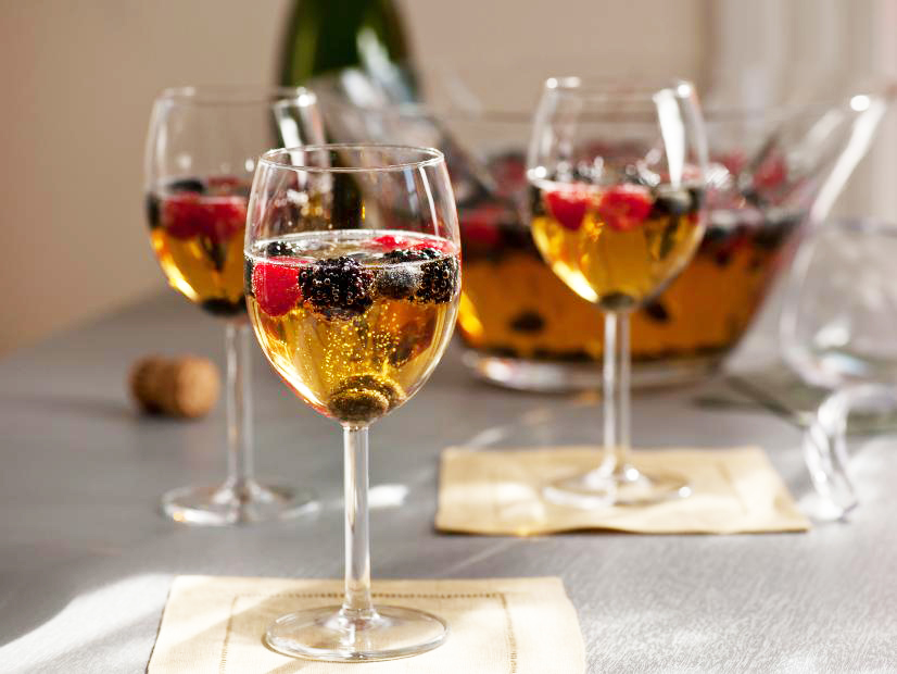 sparkling wine sangria