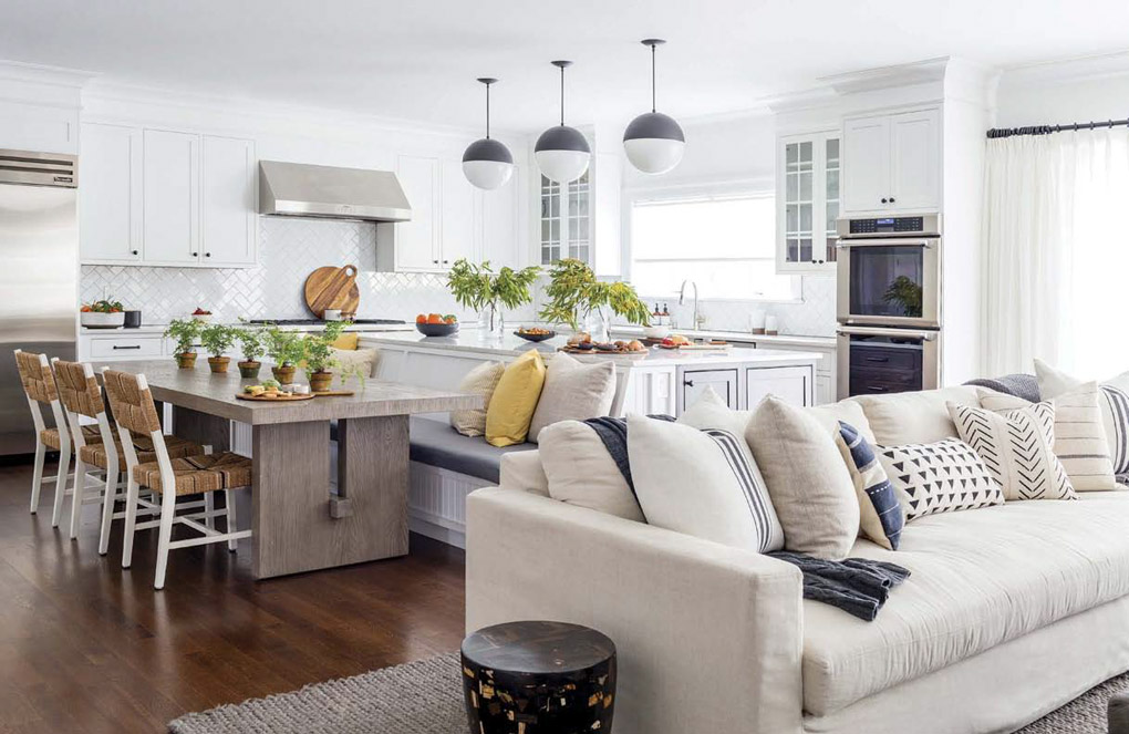  It’s all about laid-back experiences in this space, which features a seamless flow between the kitchen and living room.