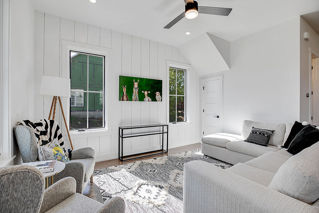 white monochromatic modern farmhouse room