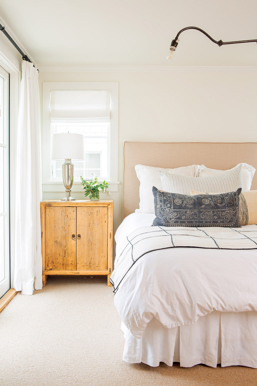 Neutral Nest of beach cottage