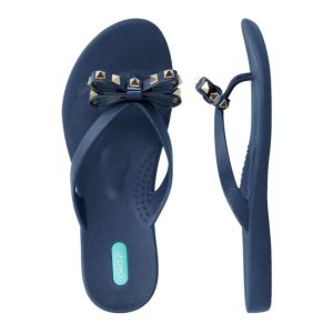 Sapphire Chase flip flops with bows for Mother's Day