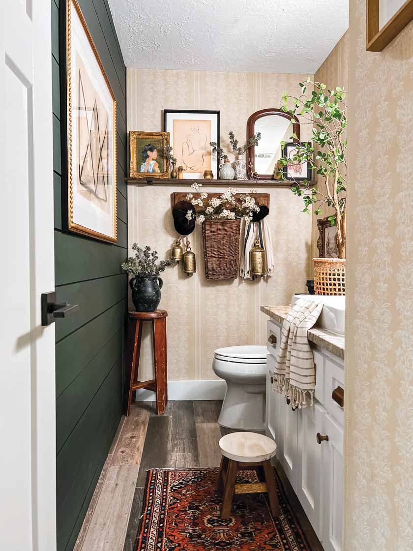 bathroom with vintage accessories and decor