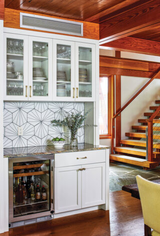 Home Beverage Centers That Make a Splash - Cottage style decorating