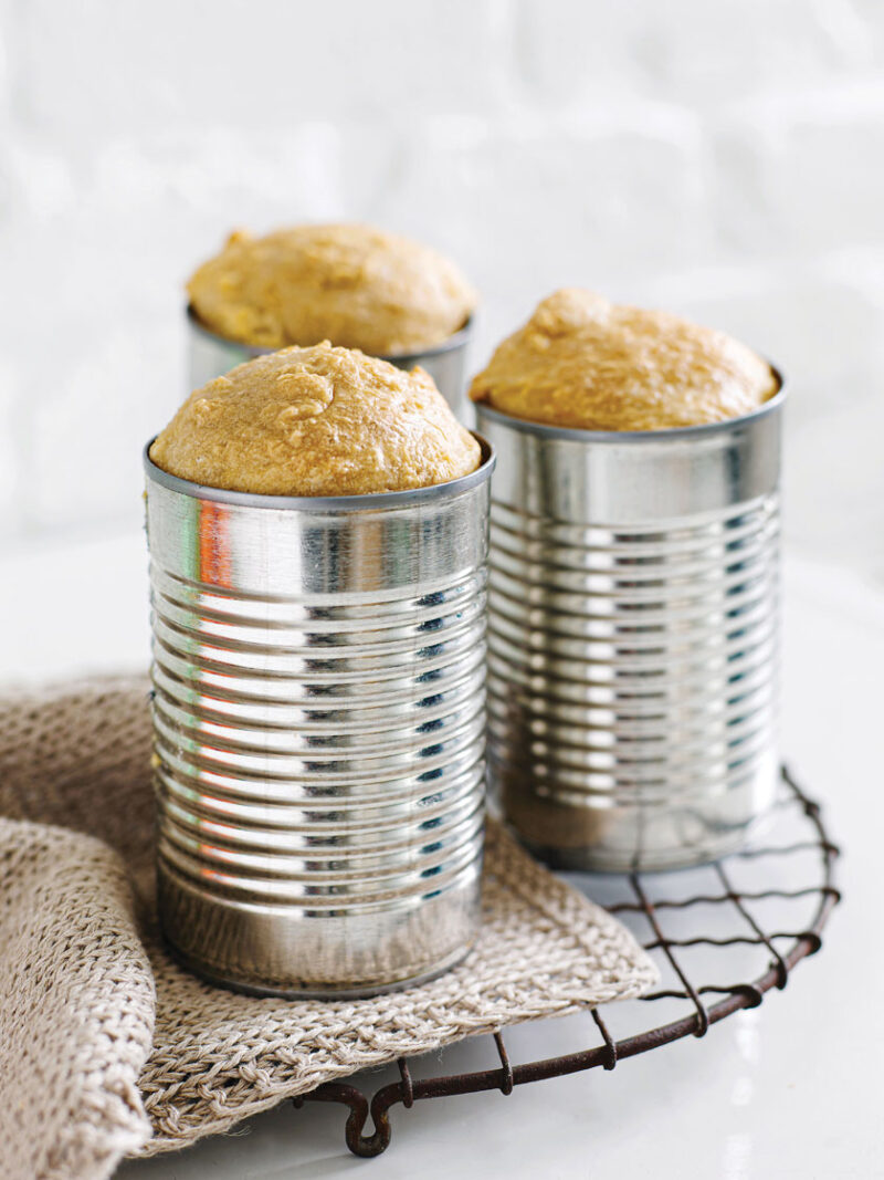 tin cans for bread baking