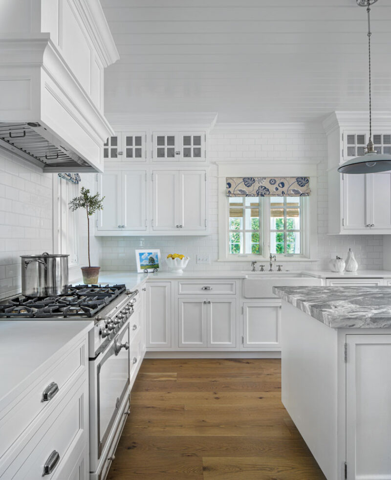 white cottage kitchen